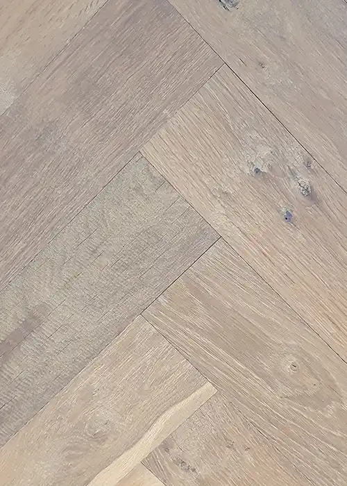 Verouderde visgraat vloer Bibury