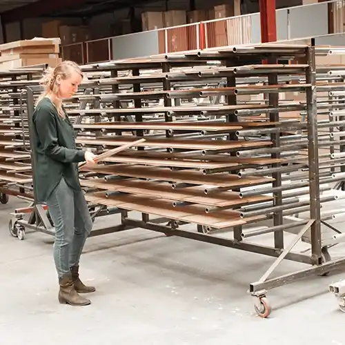 Werkplaats bewerken houten parket vloeren